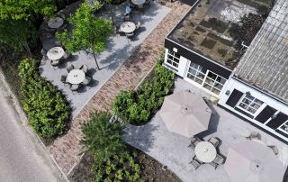 jan en ellen bistro, bistro, beplanting, moergestel, tuinaanleg, terras, groen, groenaanleg